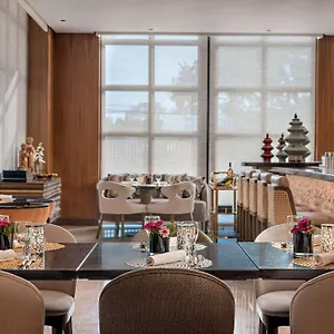 Hotel Dusit Thani Davao Stadt